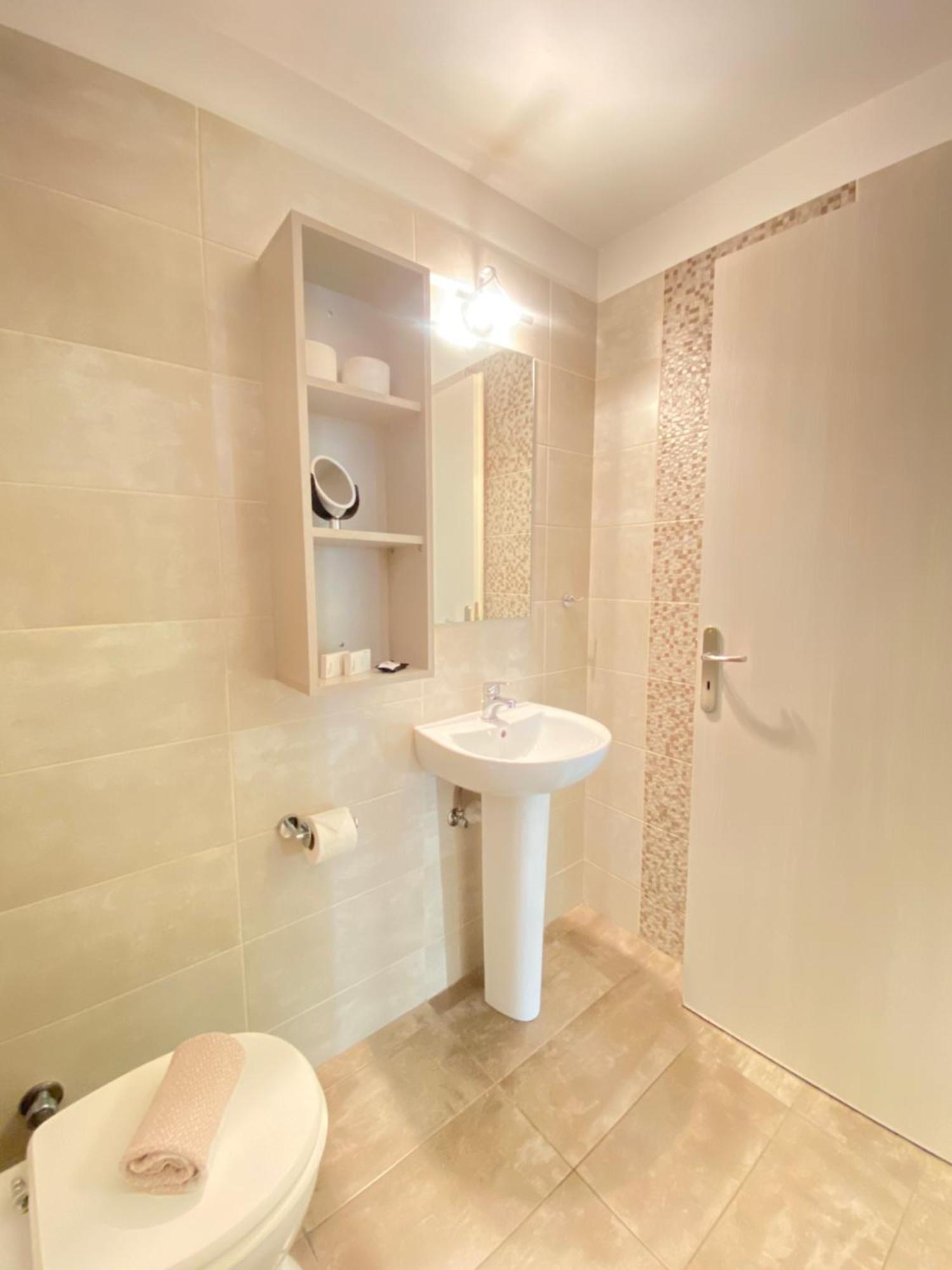Tins Hotel City - Athens Luaran gambar